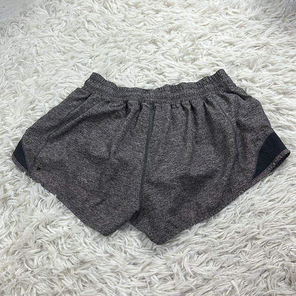 Lululemon Hotty Hot Short II *2.5" Heather Lux Multi Black / Heathered Black - Picture 3 of 9